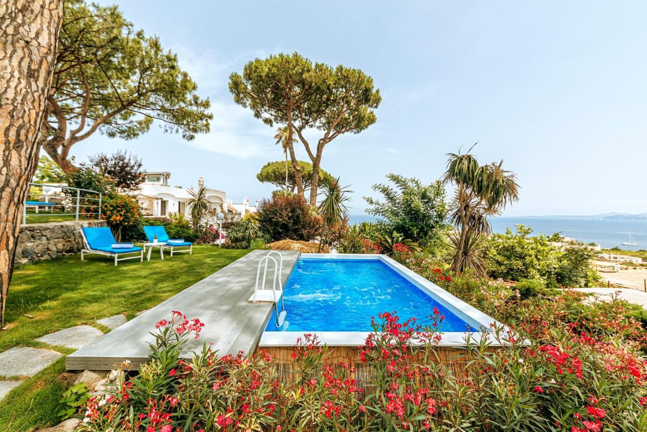 Villa Livia Ísquia Exterior foto