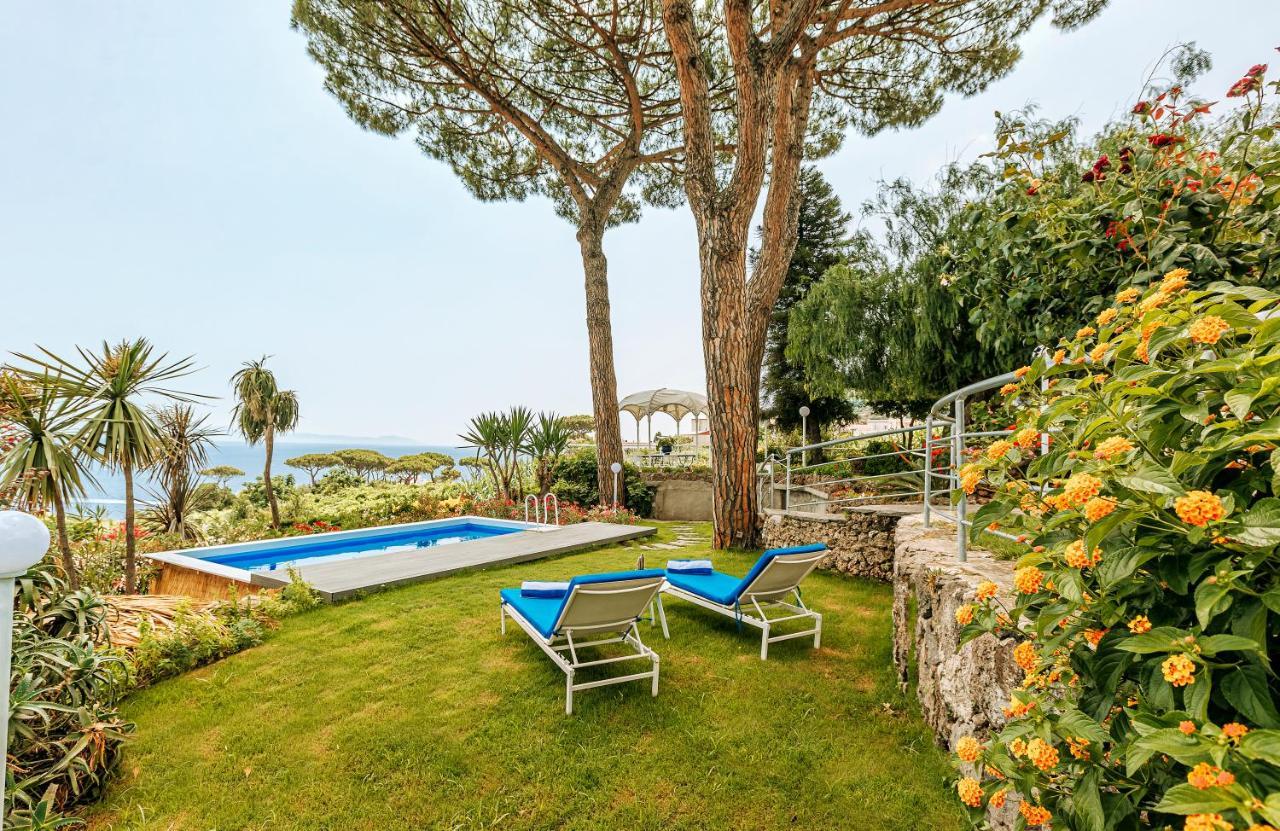 Villa Livia Ísquia Exterior foto